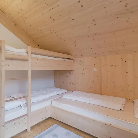 Chalet Kreischberg Chalet 65a בקתה
